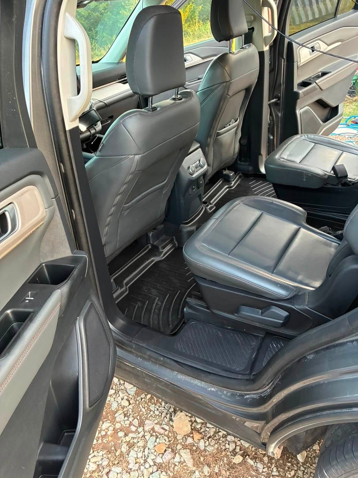 Second row of the same Ford Explorer after a full interior deep clean